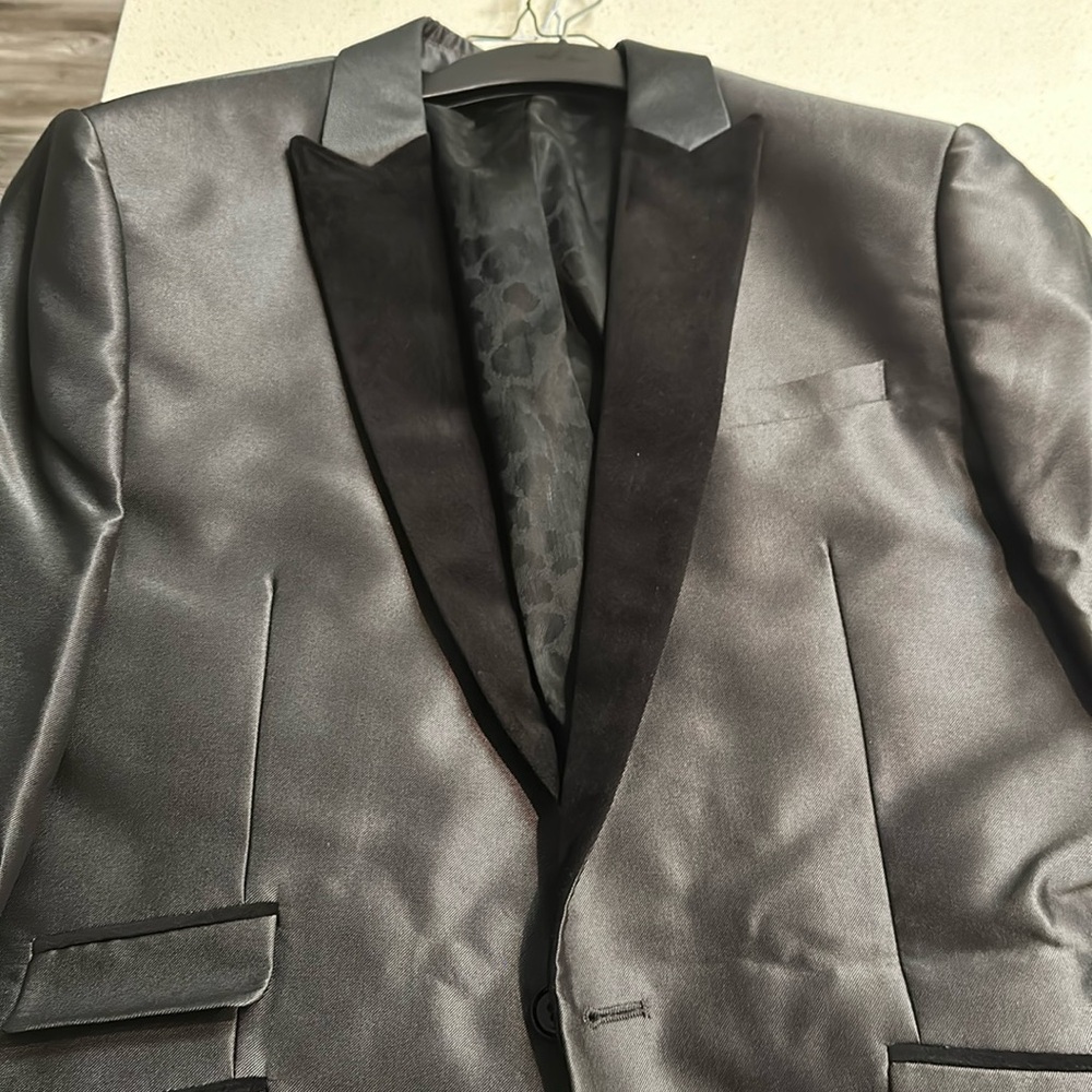 4 Slim Fit suits in great condition